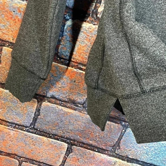 New Era Women’s Sweatshirt Gray Medium - Picture 7 of 9